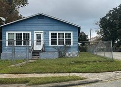 Pre-foreclosure in  TERRY ST Houston, TX 77009