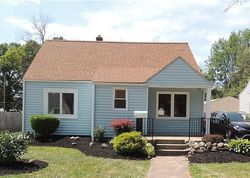 Pre-foreclosure in  WOODRIDGE AVE Buffalo, NY 14225