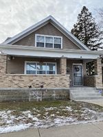 Pre-foreclosure in  W CAPITOL DR Milwaukee, WI 53216