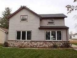 Pre-foreclosure in  ORMSBY ST Pewaukee, WI 53072