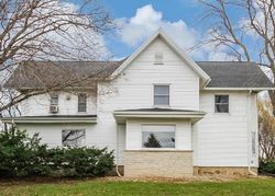Pre-foreclosure in  OAKDALE DR Waukesha, WI 53189