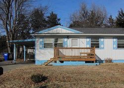 Pre-foreclosure in  W 15TH ST Junction City, KS 66441