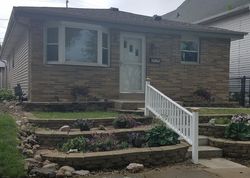 Pre-foreclosure in  E PLANKINTON AVE Cudahy, WI 53110