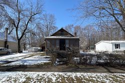 Pre-foreclosure in  WALNUT ST Dowagiac, MI 49047