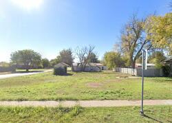  W 3rd St, Quanah TX