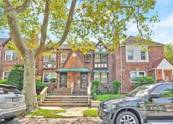 Pre-foreclosure in  228TH ST Springfield Gardens, NY 11413