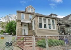 Pre-foreclosure in  WESTERVELT AVE Staten Island, NY 10301