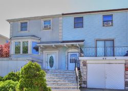 Pre-foreclosure in  LONGDALE ST Staten Island, NY 10314