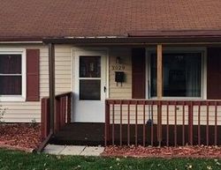 Pre-foreclosure in  LOUISE LN Springfield, IL 62702