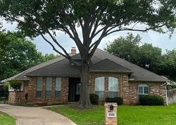 Pre-foreclosure in  ANNONDALE CT Arlington, TX 76017