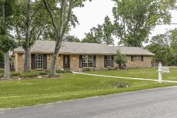 Pre-foreclosure in  ALTA VISTA DR Alvin, TX 77511