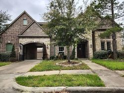 Pre-foreclosure in  COTTAGE TIMBERS CT Houston, TX 77044