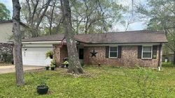 Pre-foreclosure in  DOGWOOD LN Splendora, TX 77372