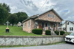 Pre-foreclosure in  CENTER ST North Tazewell, VA 24630