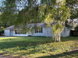 Pre-foreclosure in  N TRUETT ST Leesburg, FL 34748