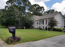 Pre-foreclosure in  MILGRAY LN Calera, AL 35040