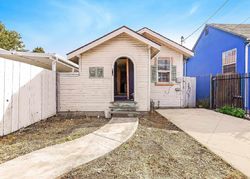 Pre-foreclosure in  DOUGLAS AVE Oakland, CA 94603