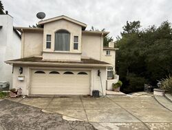 Pre-foreclosure in  BUTTERS DR Oakland, CA 94602