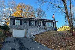 Pre-foreclosure in  UNION ST Bristol, CT 06010