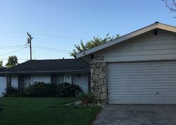 Pre-foreclosure Listing in DARBUN DR NEWHALL, CA 91321