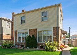 Pre-foreclosure in  BRISTOL AVE Westchester, IL 60154