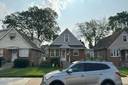 Pre-foreclosure in  S NATCHEZ AVE Chicago, IL 60638