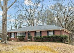 Pre-foreclosure in  CHERRY LN Toccoa, GA 30577