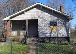 Pre-foreclosure in  N 36TH ST East Saint Louis, IL 62204