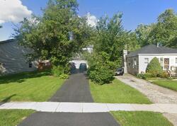 Pre-foreclosure in  LAKE SHORE BLVD Wauconda, IL 60084