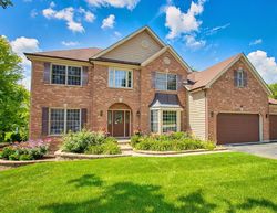 Pre-foreclosure in  OAKLEAF LN Crystal Lake, IL 60012