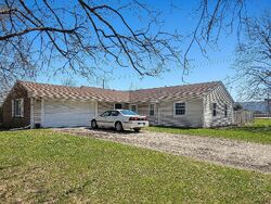 Pre-foreclosure in  S ASHBURY AVE Bolingbrook, IL 60440