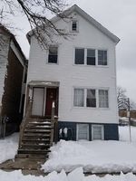 Pre-foreclosure in  S SHIELDS AVE Chicago, IL 60621