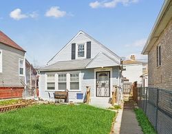 Pre-foreclosure in  W DRUMMOND PL Chicago, IL 60639