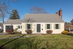 Pre-foreclosure in  FAIRVIEW ST Hingham, MA 02043