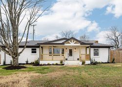 Pre-foreclosure in  HUNTLEIGH DR Nashville, TN 37206