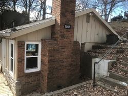 Pre-foreclosure in  E MISSOURI ST Independence, MO 64054