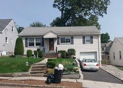 Pre-foreclosure in  MOUNTAINVIEW AVE Nutley, NJ 07110