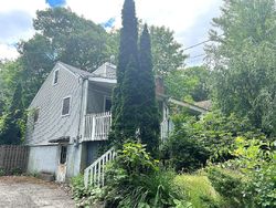 Pre-foreclosure in  PINE ST E Highland Lakes, NJ 07422