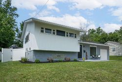 Pre-foreclosure in  KENN RD Cincinnati, OH 45240