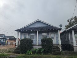 Pre-foreclosure in  N MIRO ST New Orleans, LA 70117