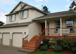 Pre-foreclosure in  NE 13TH PL Canby, OR 97013