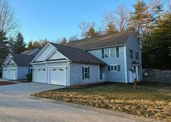 Pre-foreclosure Listing in OVERLOOK CIR HUDSON, NH 03051