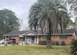 Pre-foreclosure in  NORTH DR Mobile, AL 36605