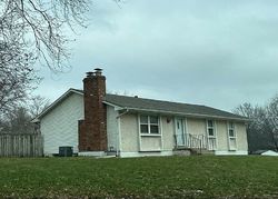 Pre-foreclosure in  SW MORELAND SCHOOL RD Blue Springs, MO 64014