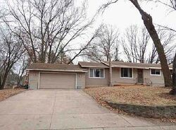 Pre-foreclosure in  IVY ST S Cambridge, MN 55008