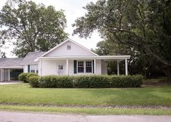 Pre-foreclosure in  KRAMER DR New Iberia, LA 70560