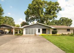 Pre-foreclosure in  BIRCH DR Lafayette, LA 70506