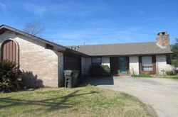 Pre-foreclosure in  BRENTWOOD ST Lake Charles, LA 70607
