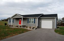 Pre-foreclosure Listing in GREEN CREEK DR GLASGOW, KY 42141