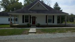 Pre-foreclosure Listing in W 1ST ST FREETOWN, IN 47235